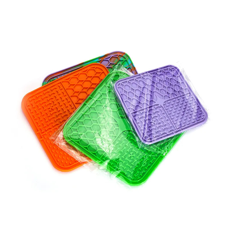 JooJeo Slow Feeder Lick Mat — Anti-Anxiety Silicone Feeding Mat for Dogs & Cats